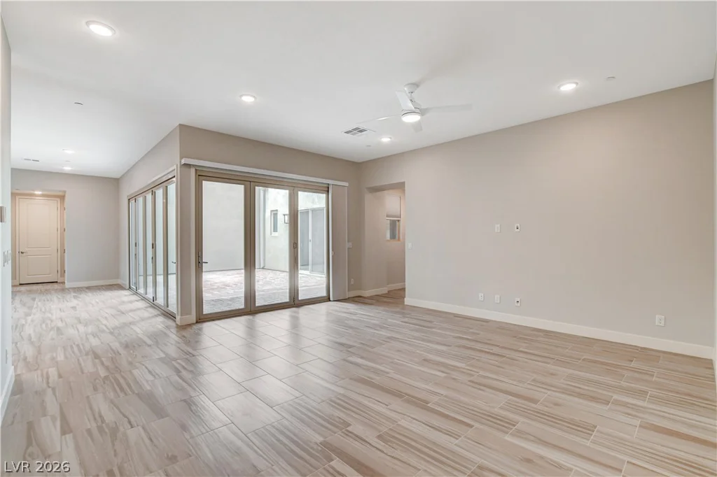 10885 Crimson Cliffs, Las Vegas, NV 89135
