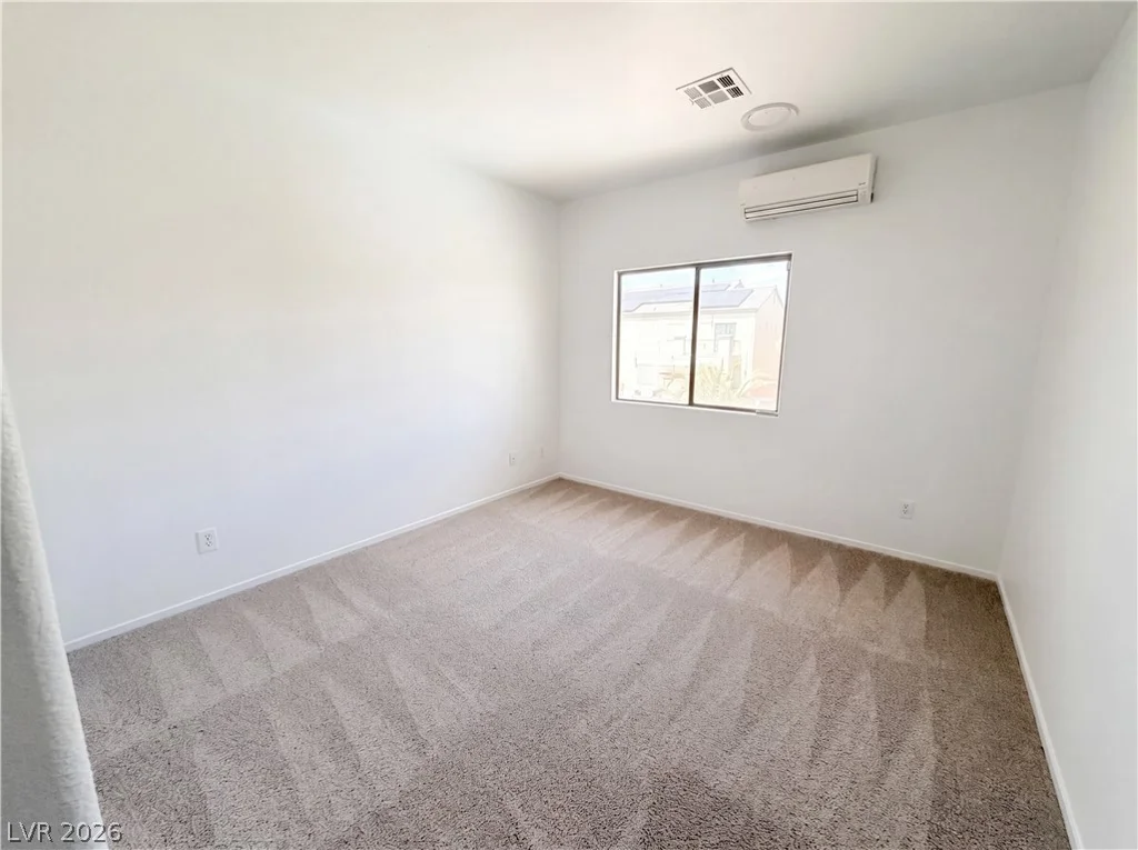 1812 John Bevy, North Las Vegas, NV 89086