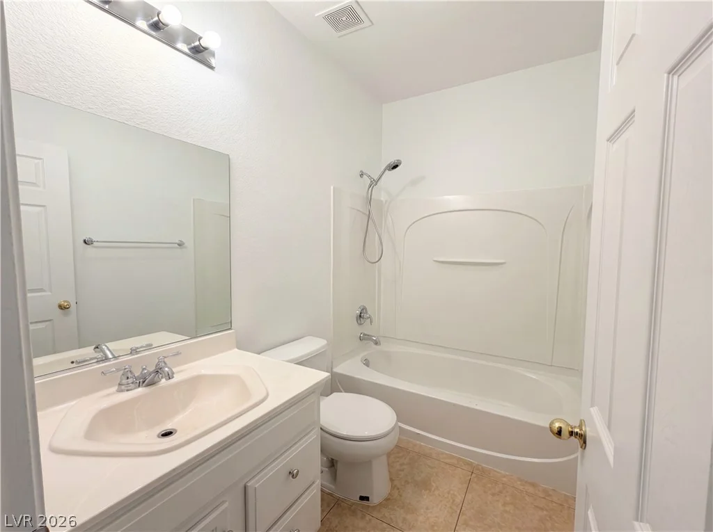 1812 John Bevy, North Las Vegas, NV 89086