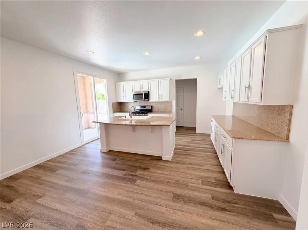 1812 John Bevy, North Las Vegas, NV 89086