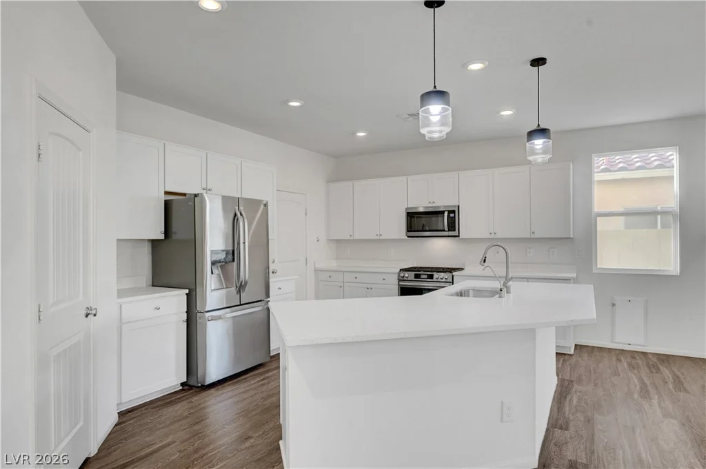 10284 Bronco, Las Vegas, NV 89141