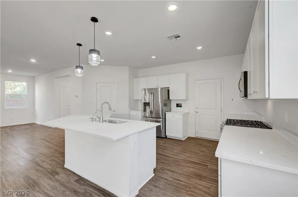 10284 Bronco, Las Vegas, NV 89141