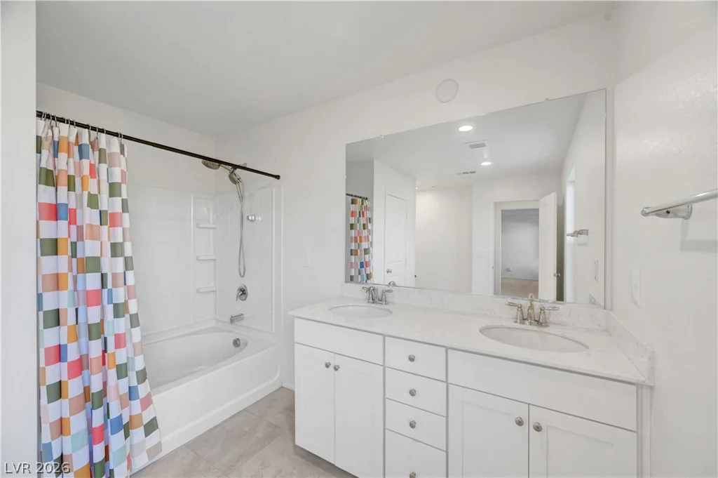 10284 Bronco, Las Vegas, NV 89141