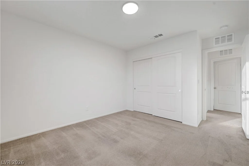 10284 Bronco, Las Vegas, NV 89141
