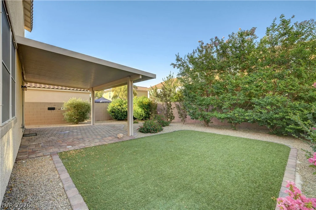 10284 Bronco, Las Vegas, NV 89141
