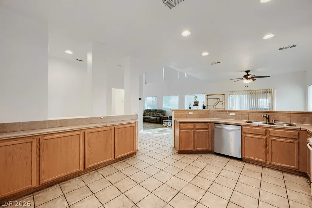 5937 Abyss, North Las Vegas, NV 89031