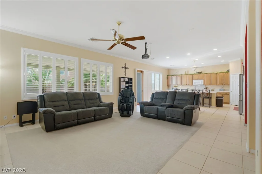 6524 Black Oaks, North Las Vegas, NV 89084