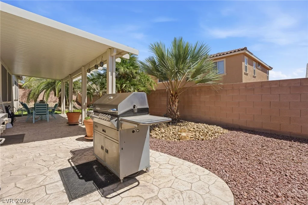 6524 Black Oaks, North Las Vegas, NV 89084