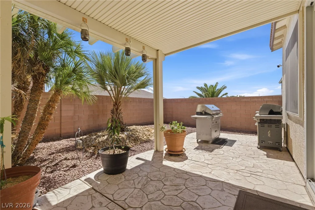 6524 Black Oaks, North Las Vegas, NV 89084
