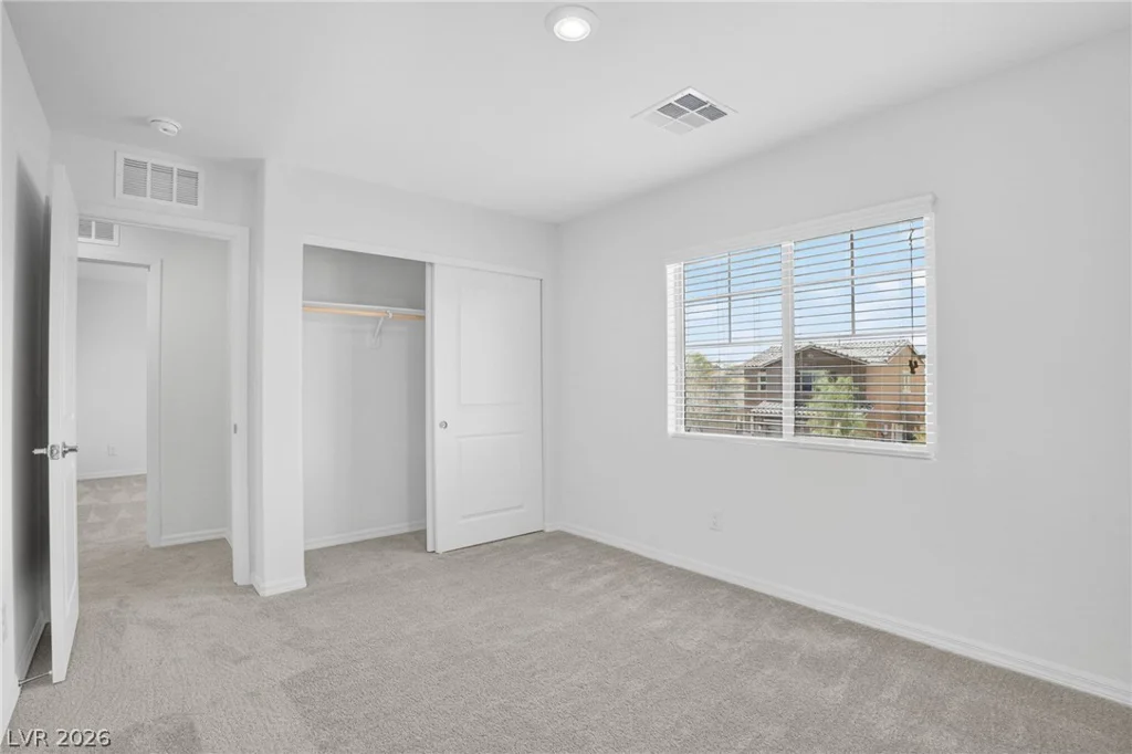 1586 Gold Sunset, North Las Vegas, NV 89032