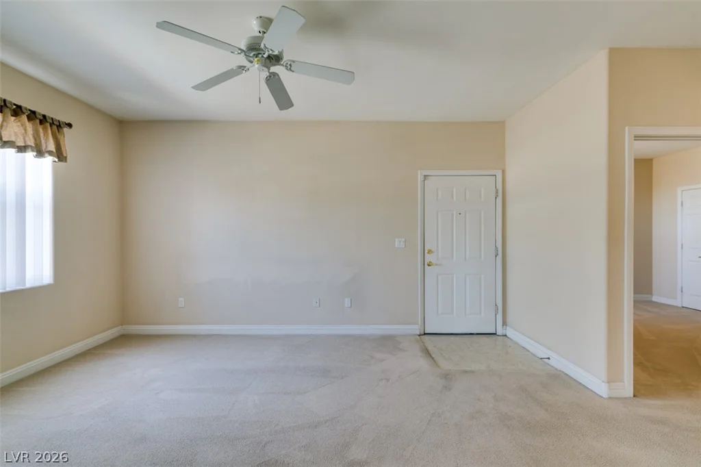 8000 Badura, Las Vegas, NV 89113