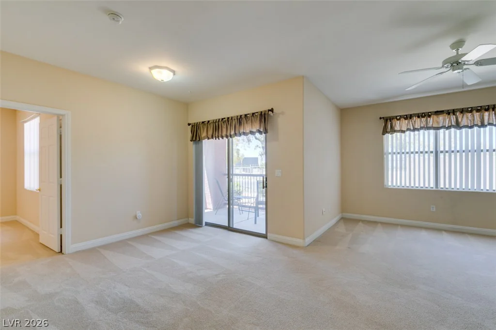 8000 Badura, Las Vegas, NV 89113