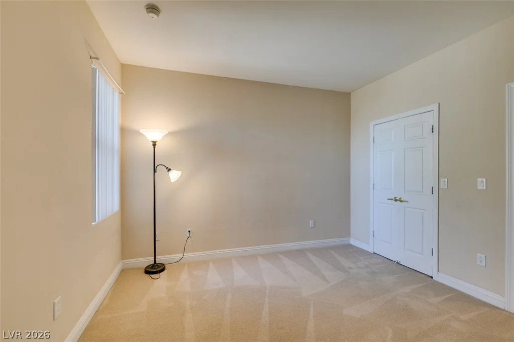 8000 Badura, Las Vegas, NV 89113