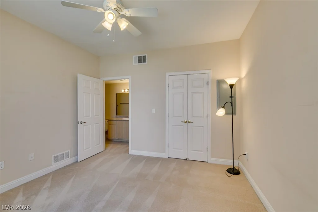 8000 Badura, Las Vegas, NV 89113