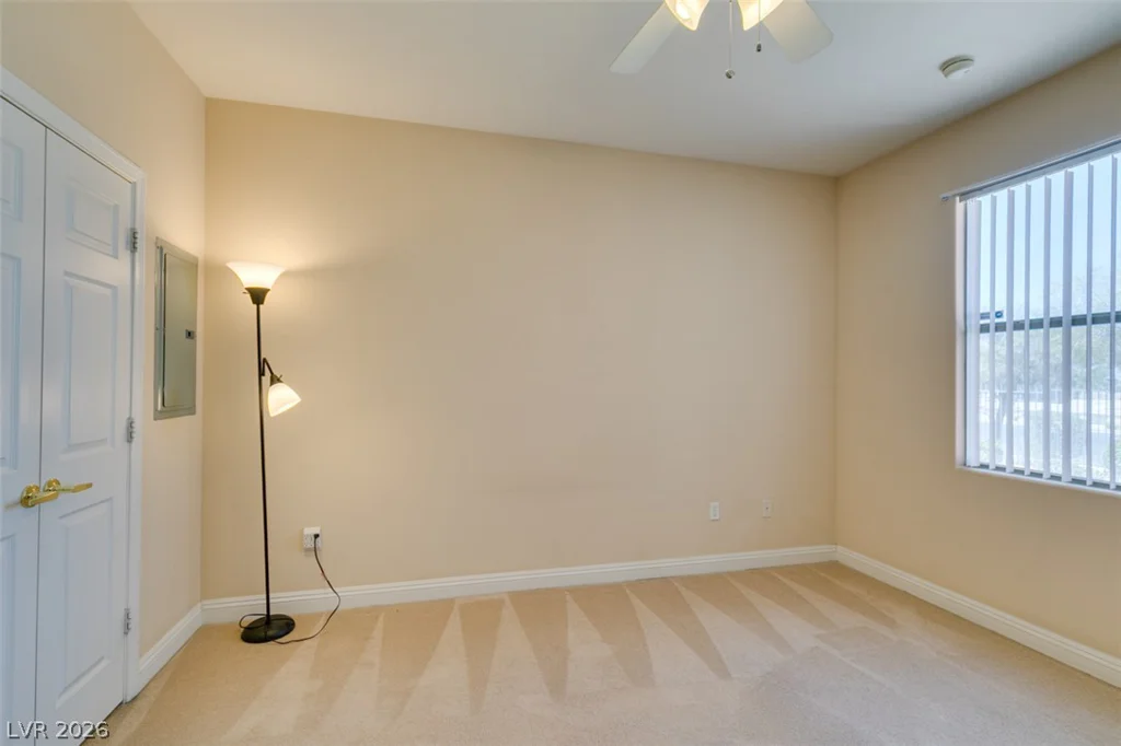 8000 Badura, Las Vegas, NV 89113