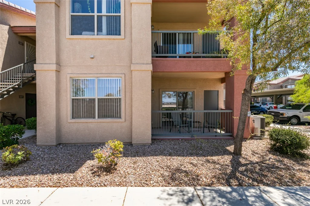 8000 Badura, Las Vegas, NV 89113