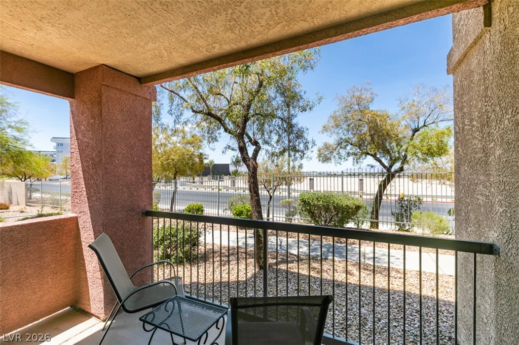 8000 Badura, Las Vegas, NV 89113
