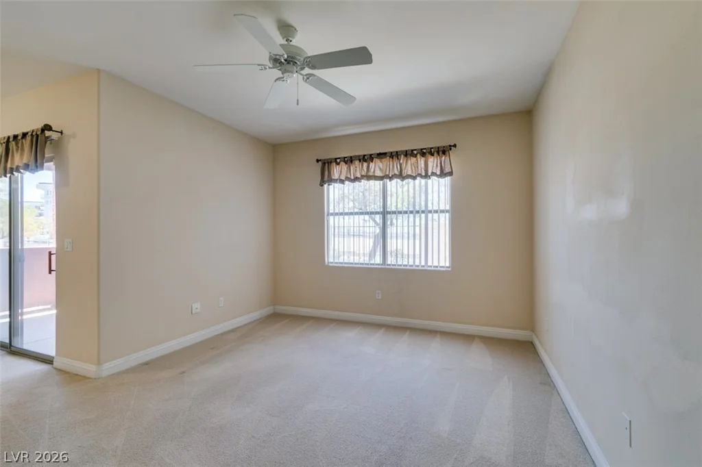 8000 Badura, Las Vegas, NV 89113