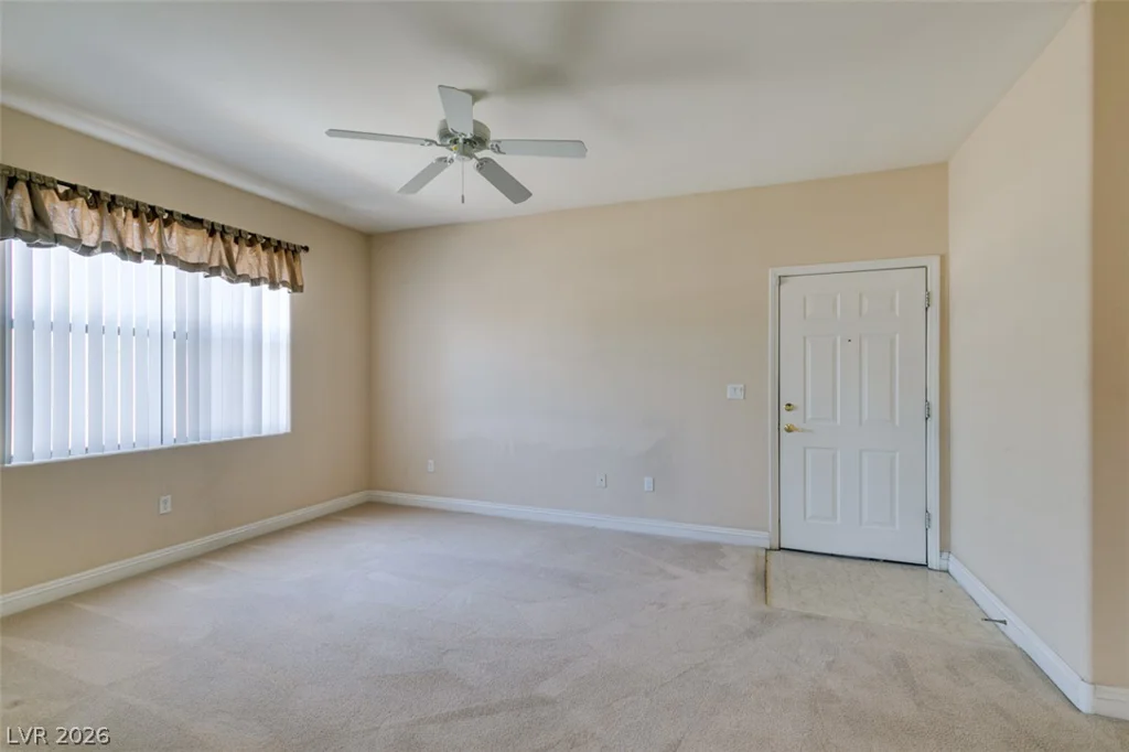 8000 Badura, Las Vegas, NV 89113