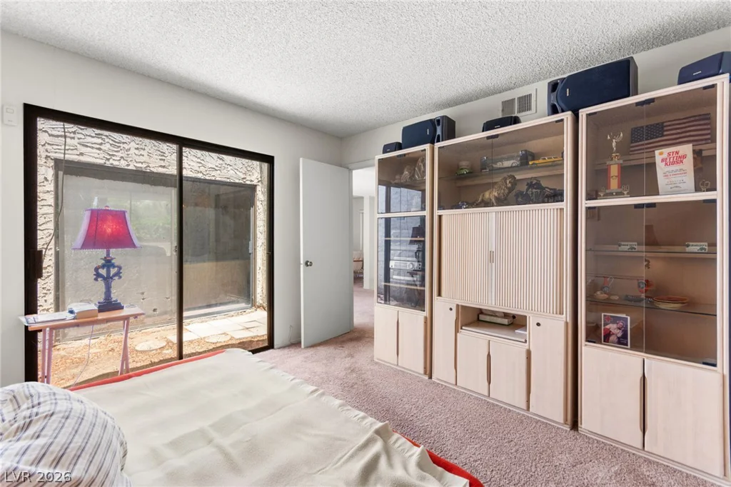 2650 San Lago, Las Vegas, NV 89121