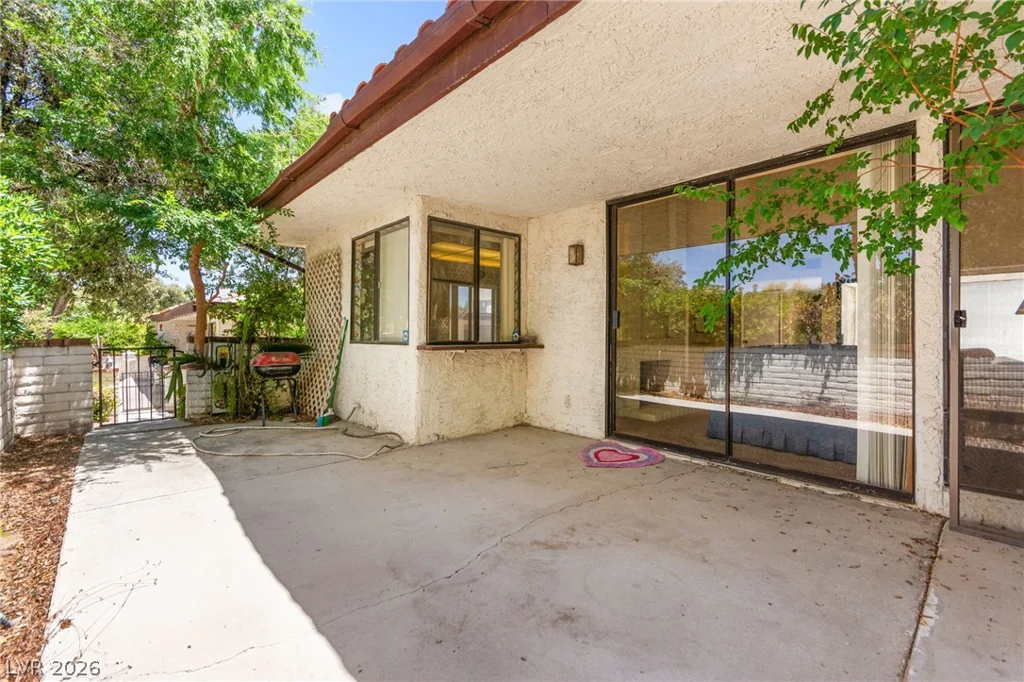 2650 San Lago, Las Vegas, NV 89121