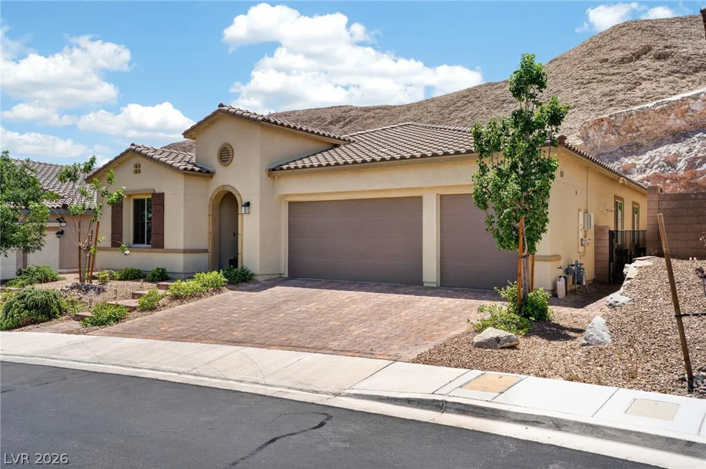 3985 Reyes, Las Vegas, NV 89141