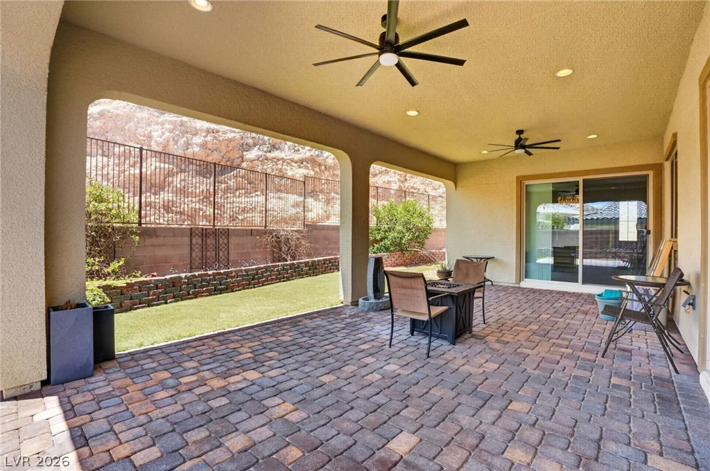 3985 Reyes, Las Vegas, NV 89141