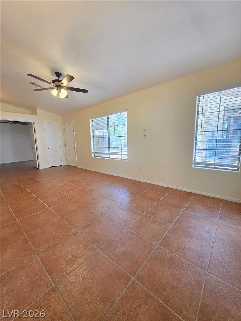 7290 Sheared Cliff, Las Vegas, NV 89149