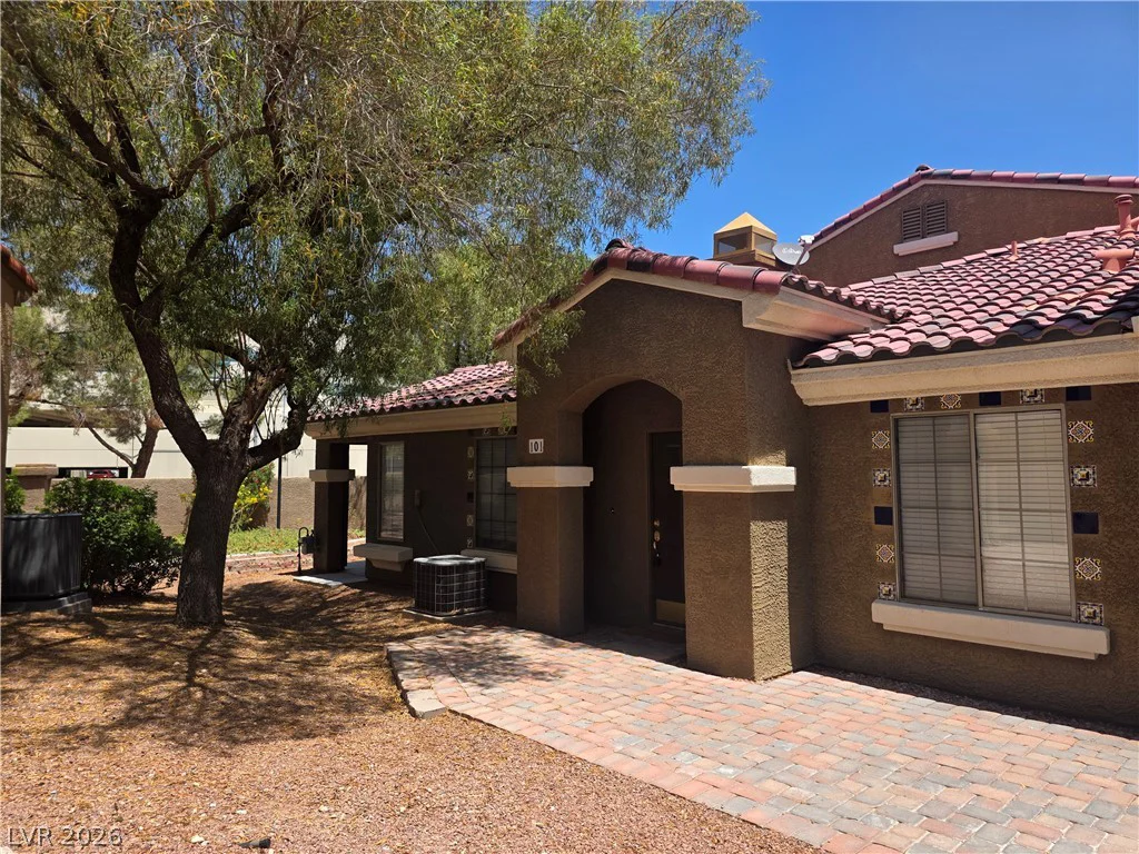 7290 Sheared Cliff, Las Vegas, NV 89149