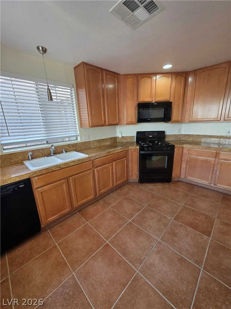 7290 Sheared Cliff, Las Vegas, NV 89149