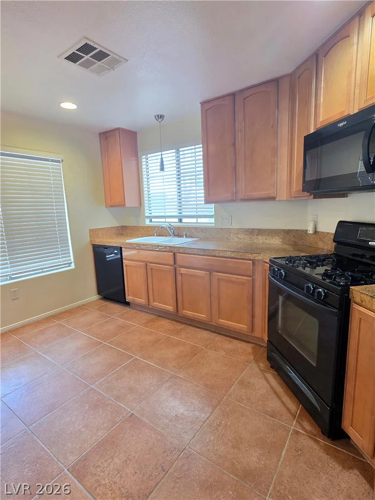 7290 Sheared Cliff, Las Vegas, NV 89149
