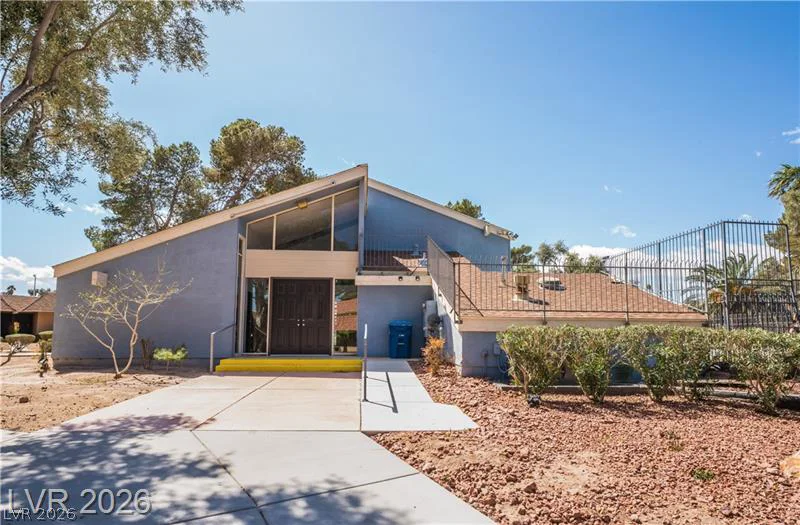 2556 Paradise Village, Las Vegas, NV 89120