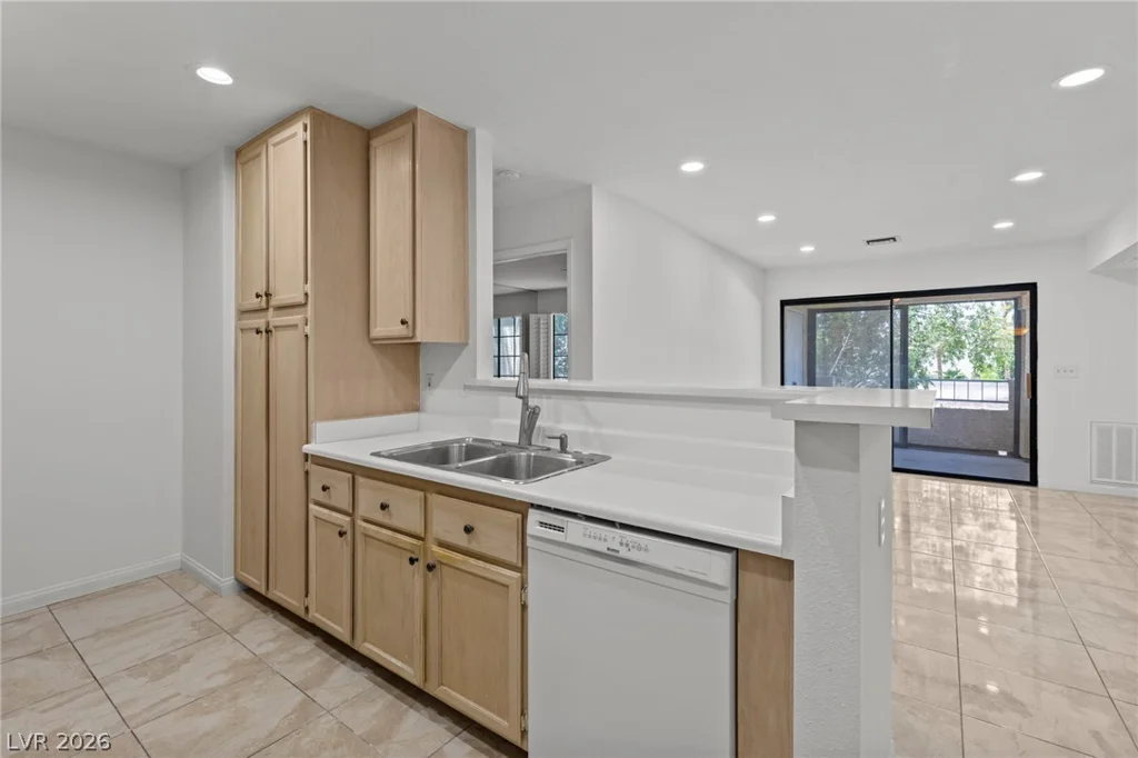 4823 Torrey Pines, Las Vegas, NV 89103