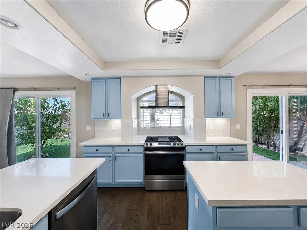 10607 Salmon Leap, Las Vegas, NV 89183