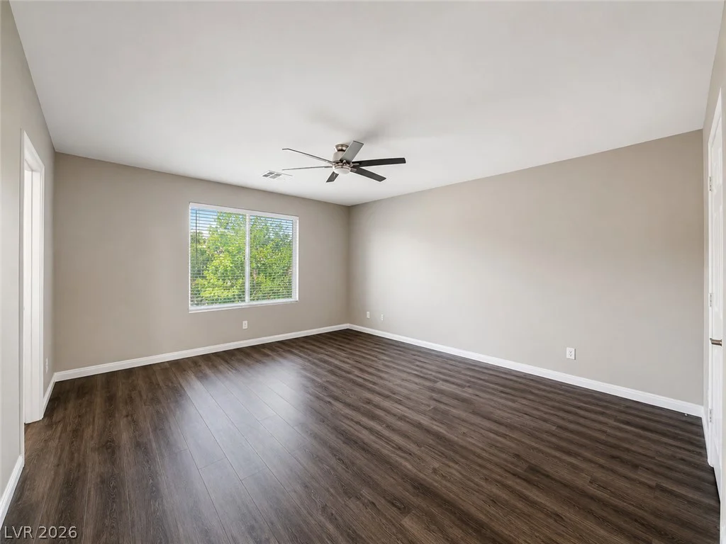 10607 Salmon Leap, Las Vegas, NV 89183