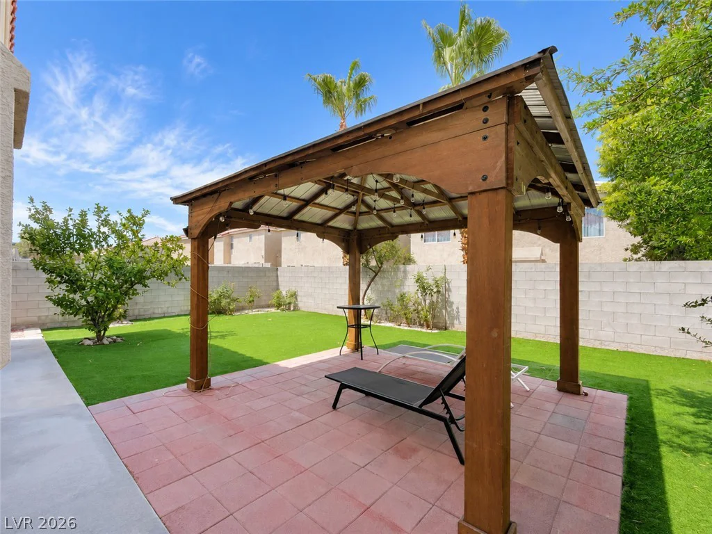 10607 Salmon Leap, Las Vegas, NV 89183