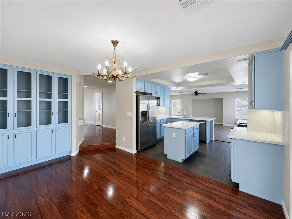 10607 Salmon Leap, Las Vegas, NV 89183