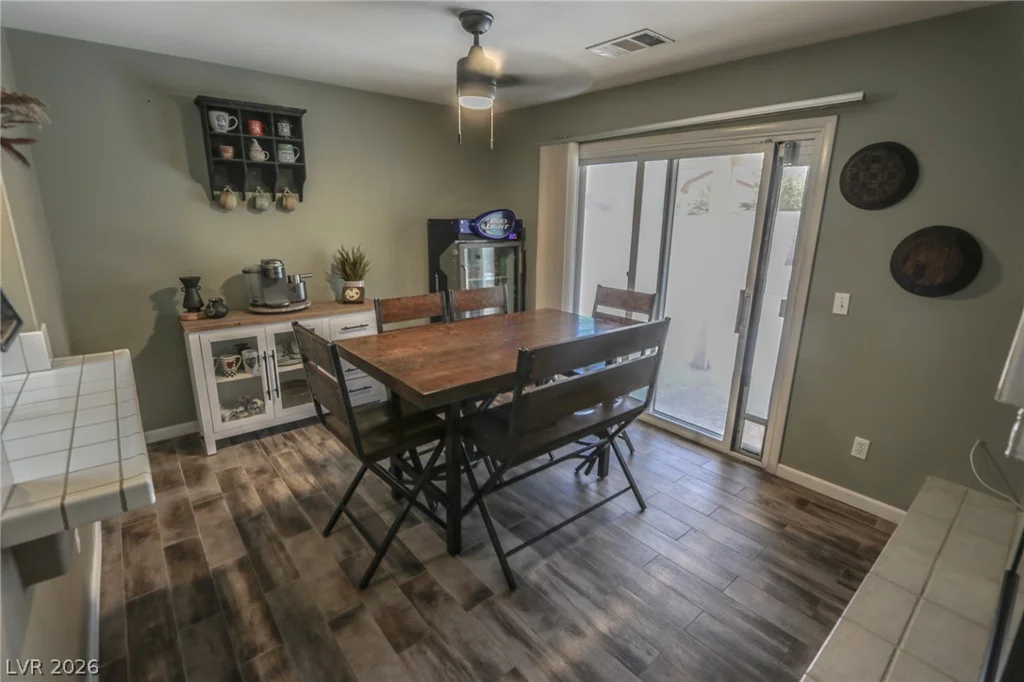 10190 Pennyroyal, Las Vegas, NV 89183