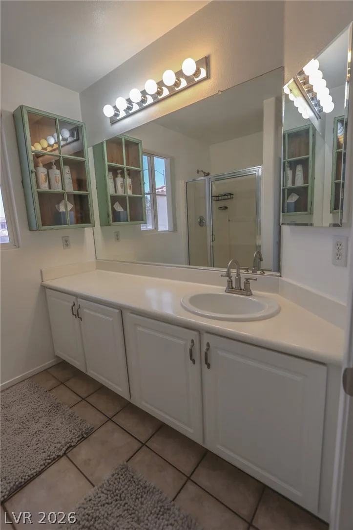 10190 Pennyroyal, Las Vegas, NV 89183