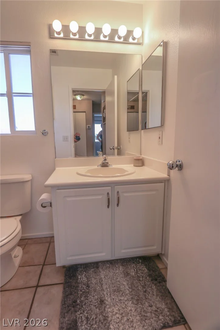 10190 Pennyroyal, Las Vegas, NV 89183