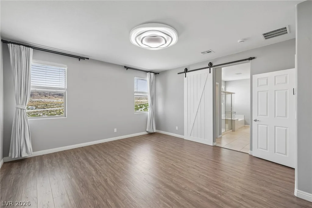 12365 Valley Chase, Las Vegas, NV 89138