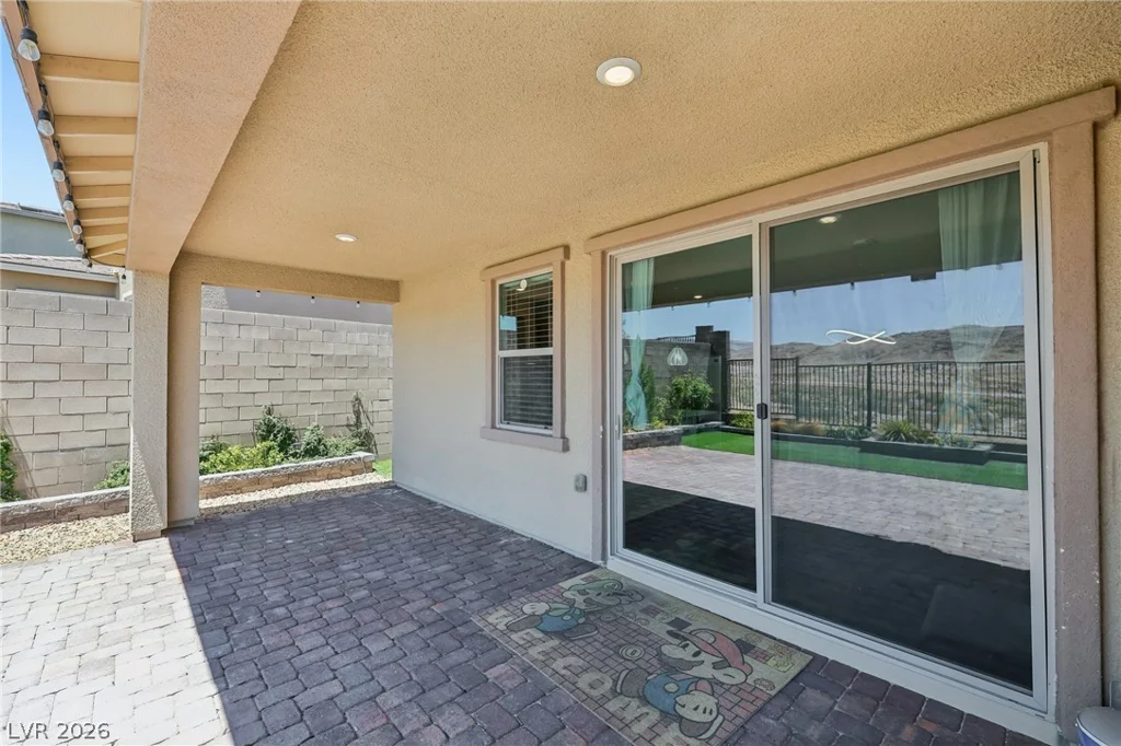 12365 Valley Chase, Las Vegas, NV 89138