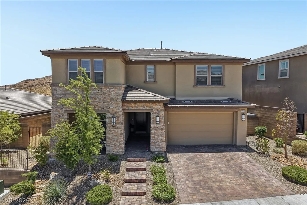 12365 Valley Chase, Las Vegas, NV 89138