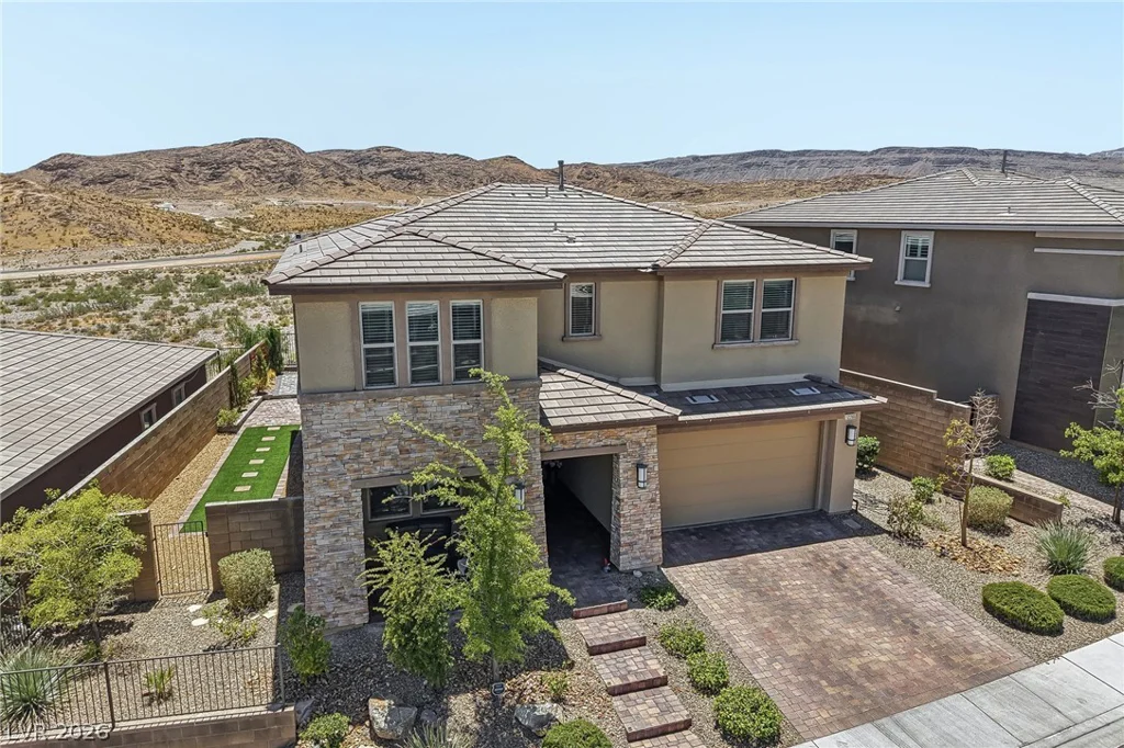 12365 Valley Chase, Las Vegas, NV 89138
