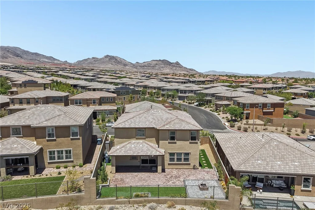 12365 Valley Chase, Las Vegas, NV 89138