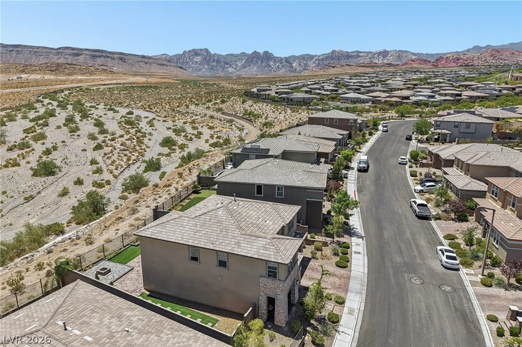 12365 Valley Chase, Las Vegas, NV 89138