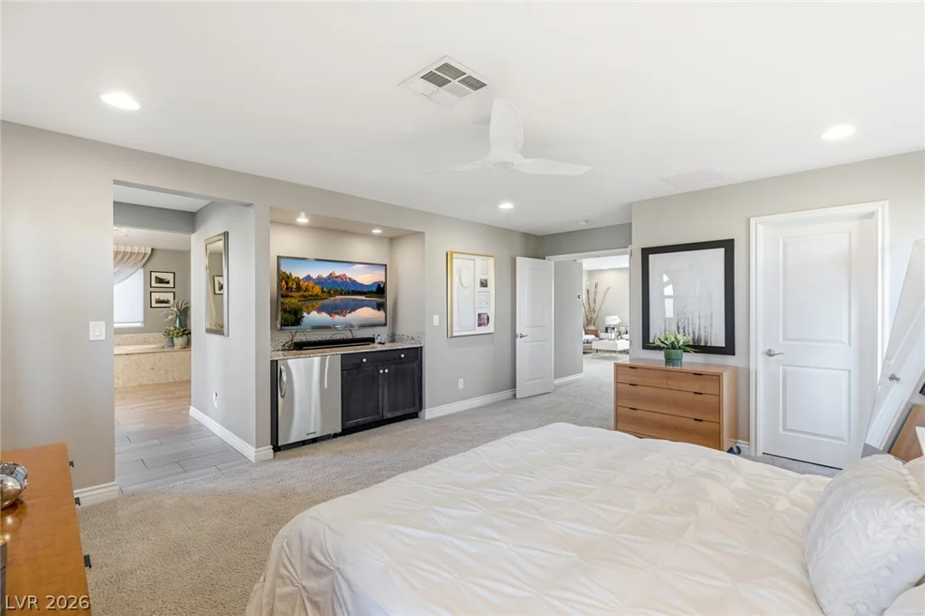 12225 Los Mares, Las Vegas, NV 89138