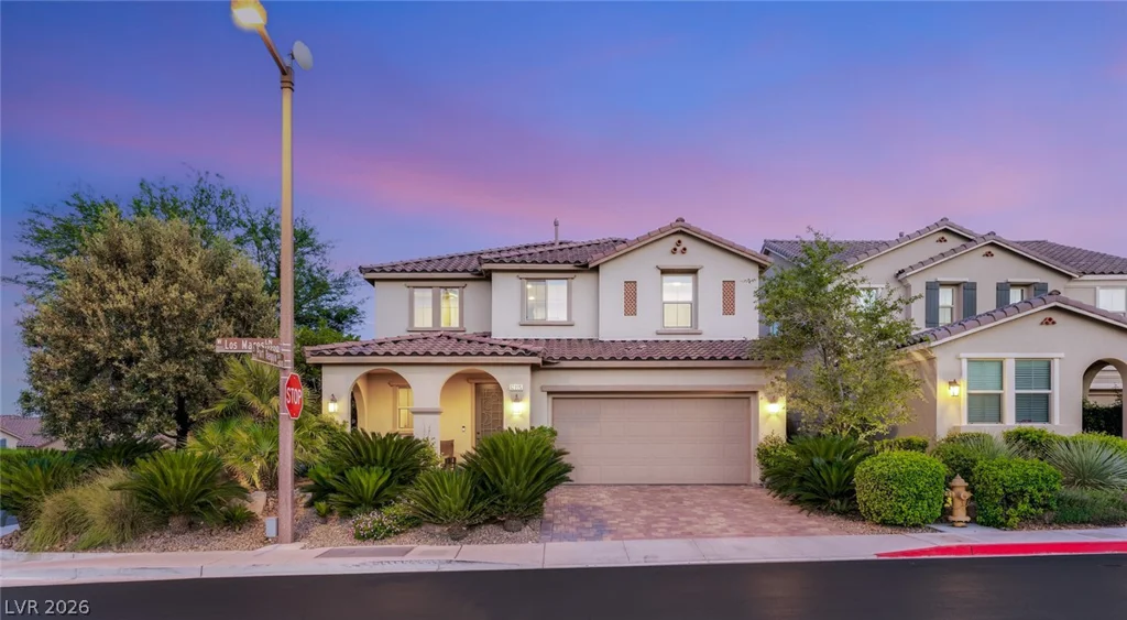12225 Los Mares, Las Vegas, NV 89138