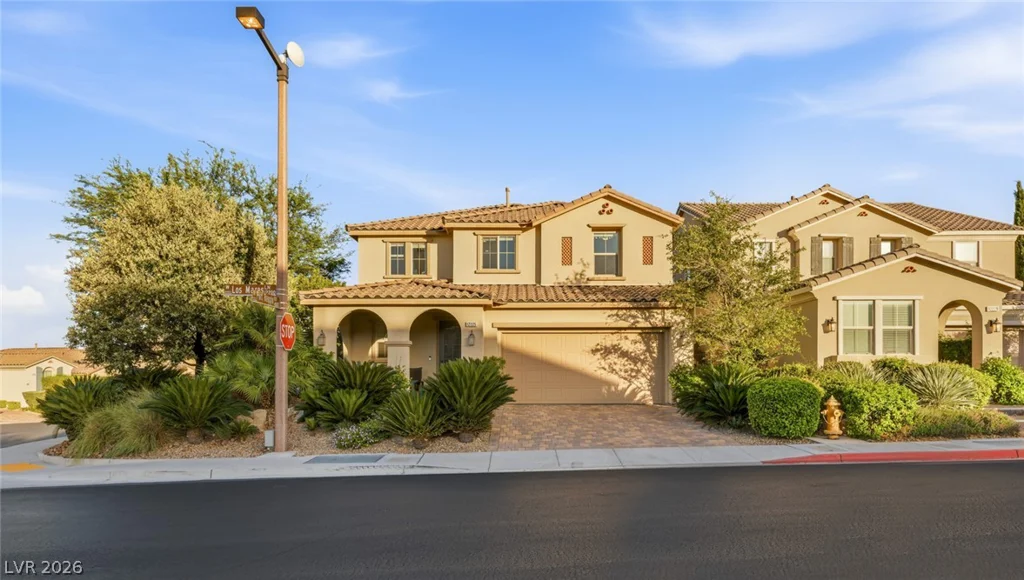 12225 Los Mares, Las Vegas, NV 89138