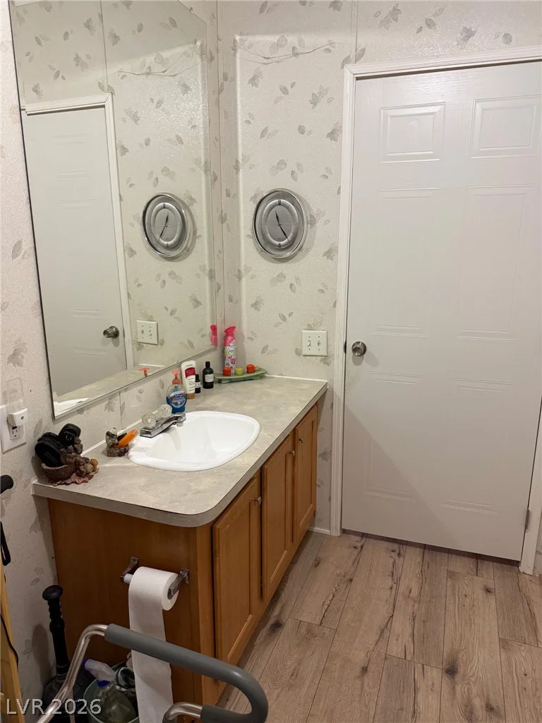 6440 Park Retiro, Pahrump, NV 89060